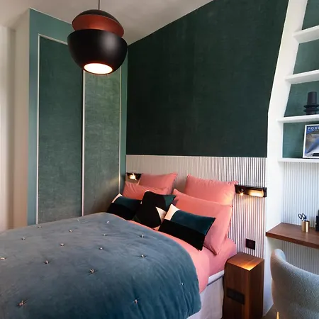 Joro Living Apartment